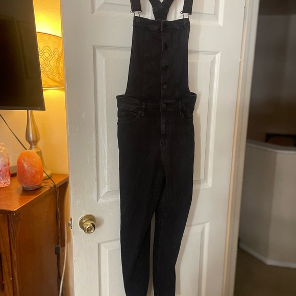 Celebrity pink women’s skinny black overalls - Picture 3 of 6